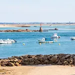 La Maison De Port Lin Hébergement de vacances *
