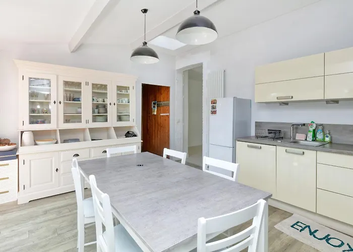 La Maison De Port Lin Holiday home *